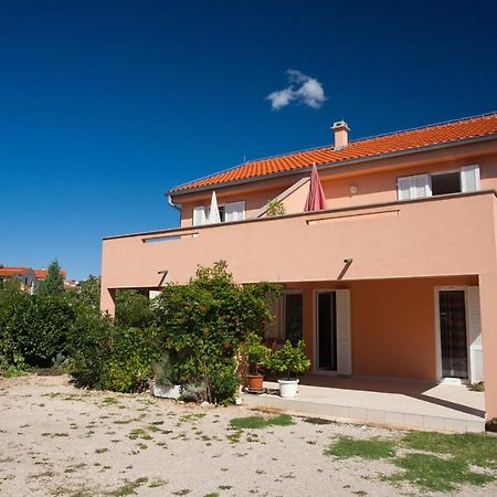 Apartments Glibo Near The Sea And Town Center! Krk Town Exterior foto